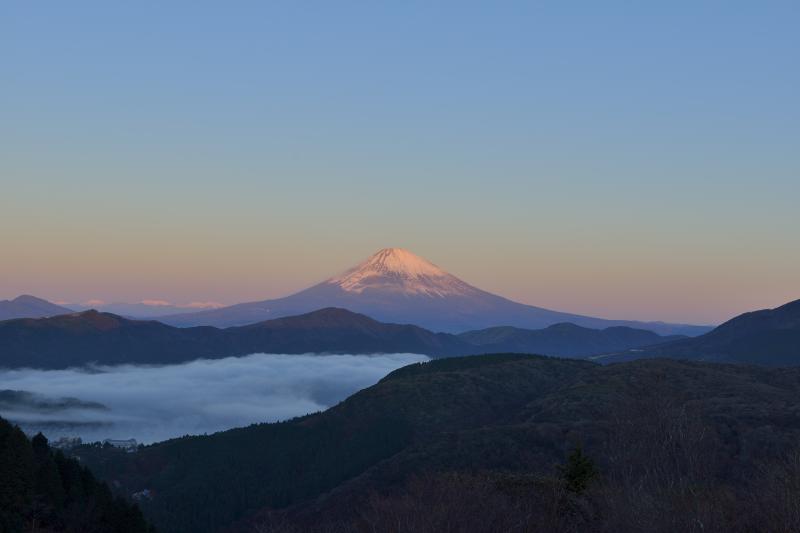 [ 紅富士が終わり・・・ ]  空が明るくなって紅富士タイムが終わりました