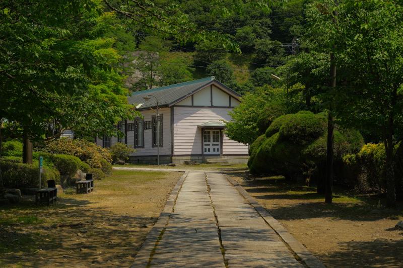 [ 洋風館 ]  古川掛水倶楽部の入口から撮影。