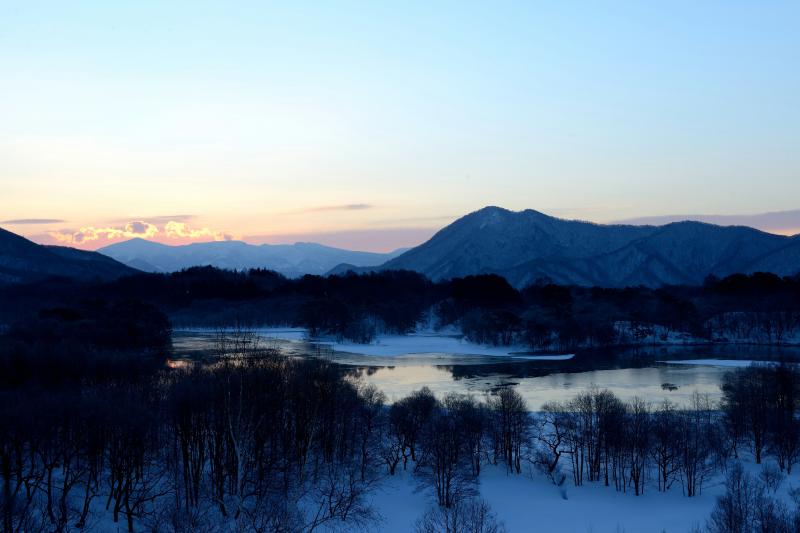 [ 小野川湖の夜明け ]  