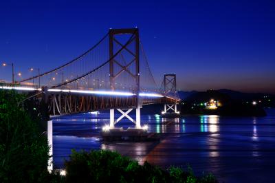大鳴門橋| 鳴門海峡に反射する光が綺麗でした。