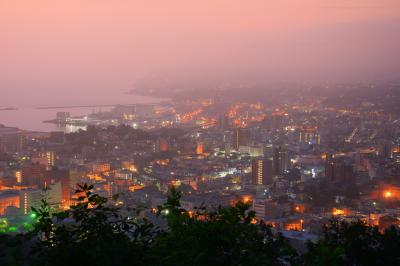 旭展望台| 展望台からは小樽のビル夜景を間近に見る事が出来ます