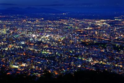 北海道三大夜景の一つに数えられています。