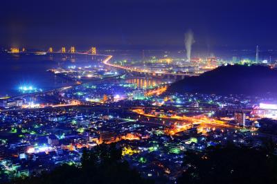 青ノ山展望台| 宇多津の夜景と瀬戸大橋