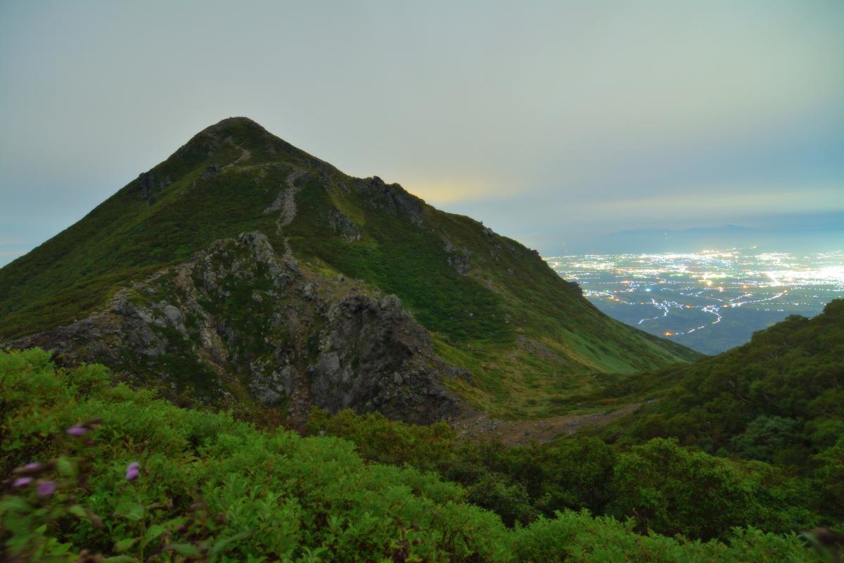 日本百名山 岩木山 登山撮影ガイド 青森県最高峰の津軽富士 独峰ならではの360度の大パノラマを満喫 ピクスポット 絶景 風景写真 撮影スポット 撮影ガイド カメラの使い方