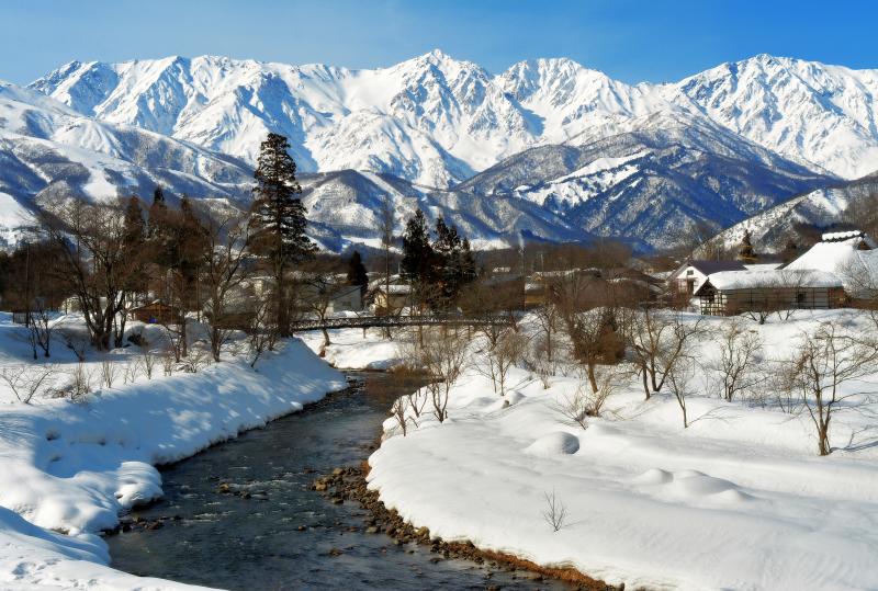 [ 白馬村 大出の吊橋 冬景色 ]  