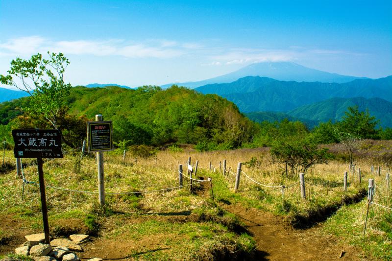 [ 山頂からの富士山 ]  