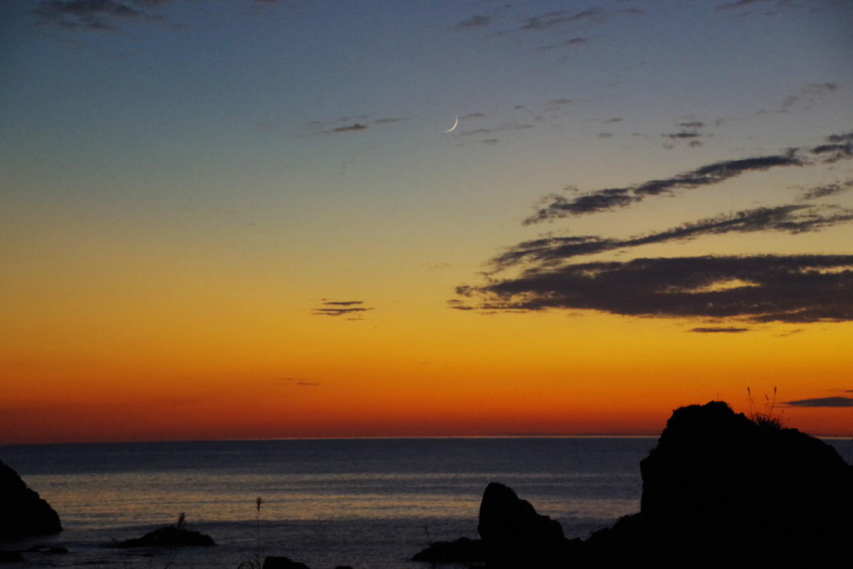 越後七浦シーサイドライン 奇岩が日本海の表情とともに絶景を織り成す ピクスポット 絶景 風景写真 撮影スポット 撮影ガイド カメラの使い方